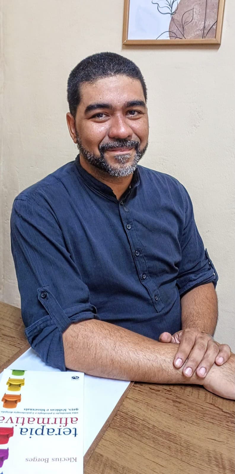 Dr. Elton Lopes